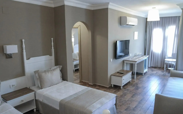 Olbios Marina Resort