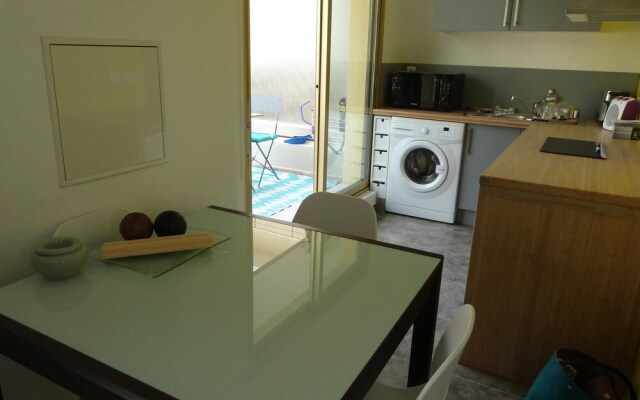 Studio in Nice, With Furnished Terrace and Wifi