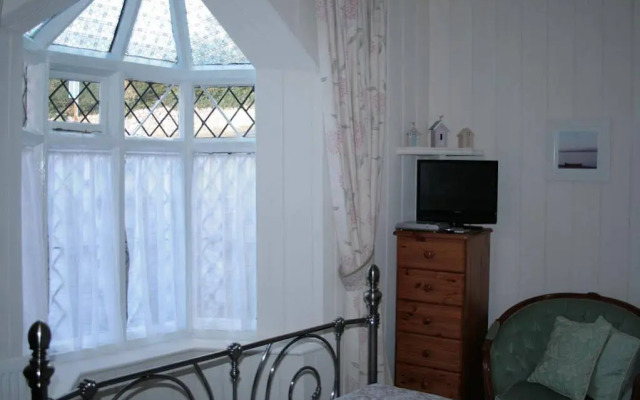 The Minadab Cottage