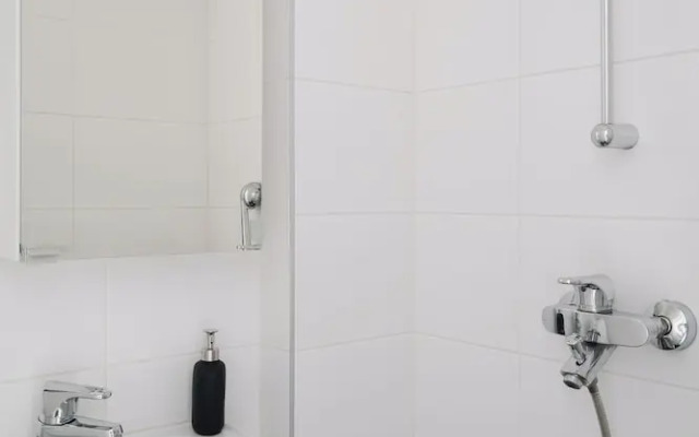 Cozy Studio Apt with Perfect Location