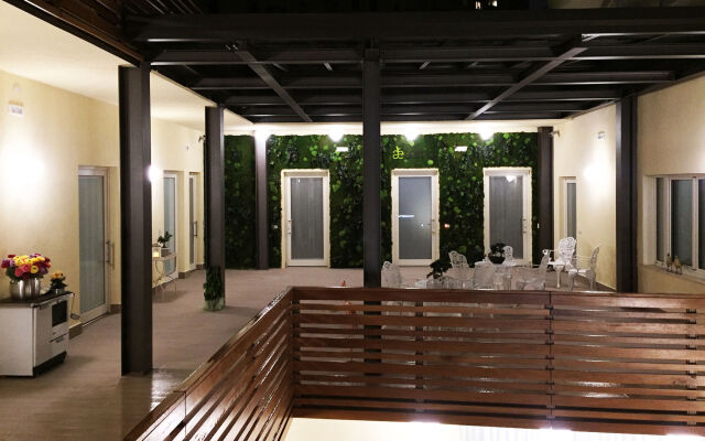 Aeterno Eco Guest House