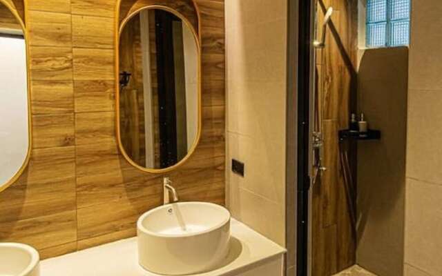 Only Seed Resort