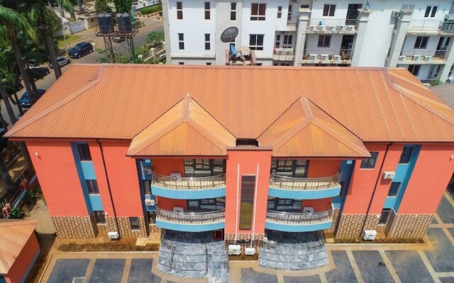 Madaki's Executive Suites