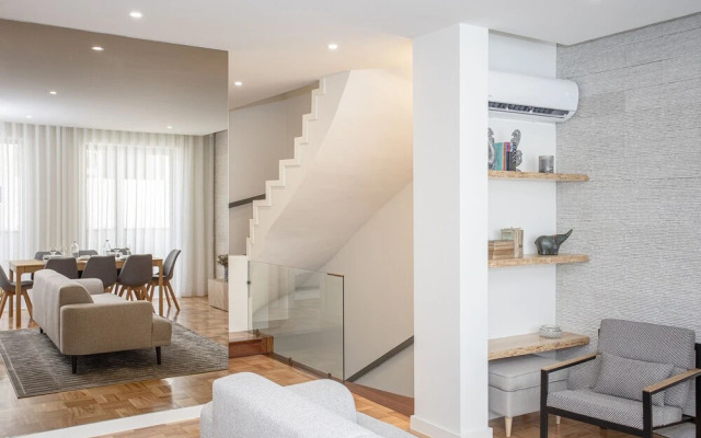 Liiiving in Porto - Design Bright House