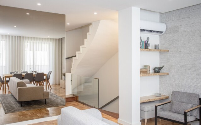 Liiiving in Porto - Design Bright House
