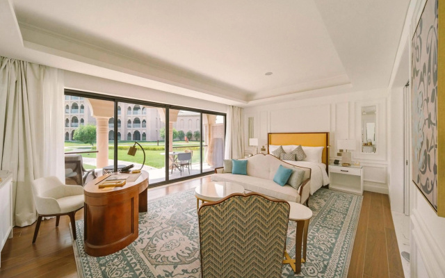 Royal Saray Resort