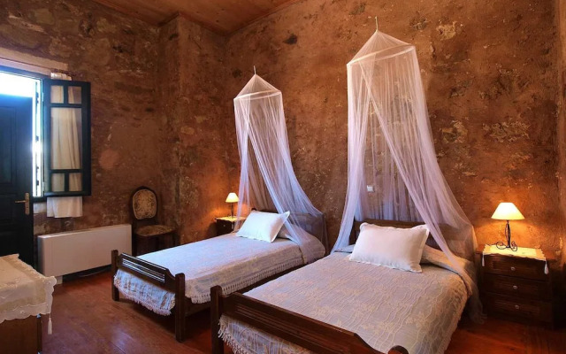 Villa Laina