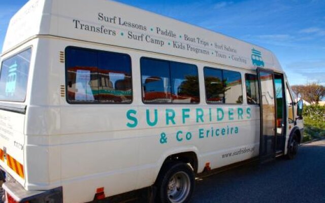 Surf Riders & Co - Surf Camp Moinhos