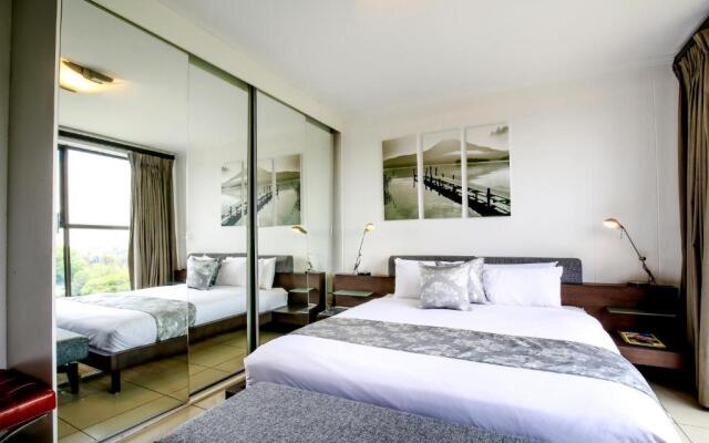 The Nicol Hotel and Apartments