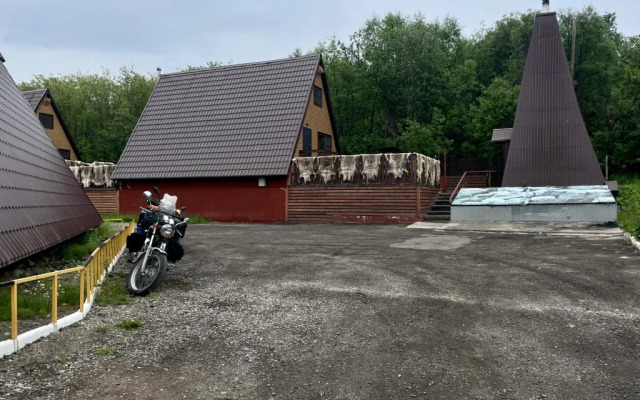 Guest house on Dolina Uyuta 1a