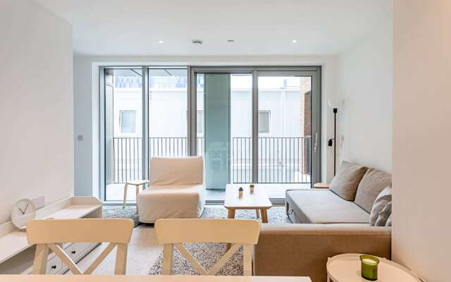 Whitechapel Modern Studio Flat