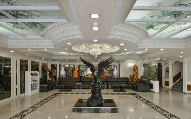 Ever Luck Hotel
