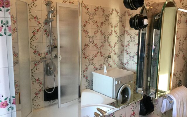 Venice Martinas Home