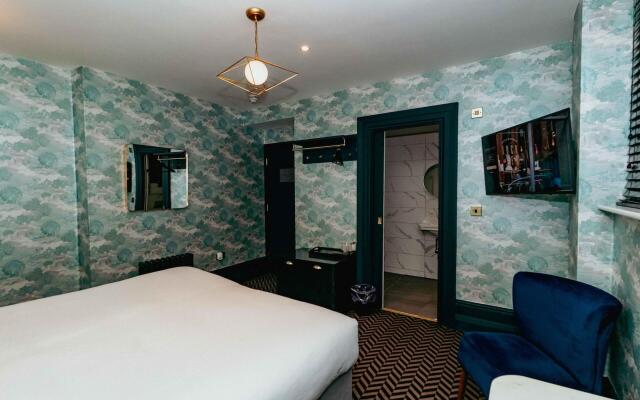 Lock & Key Hotel