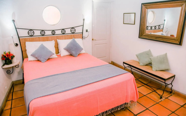 Los Milagros Hotel