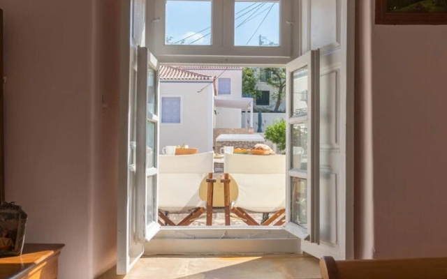 Villa Spetses 19th Century Glamour!