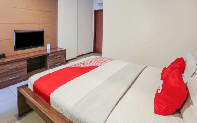 Thamrin Condotel by OYO Rooms