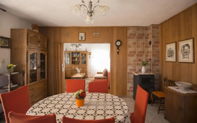 Žana - 30m From Beach - A1