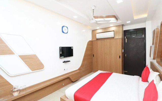Mangalam Palace By OYO Rooms