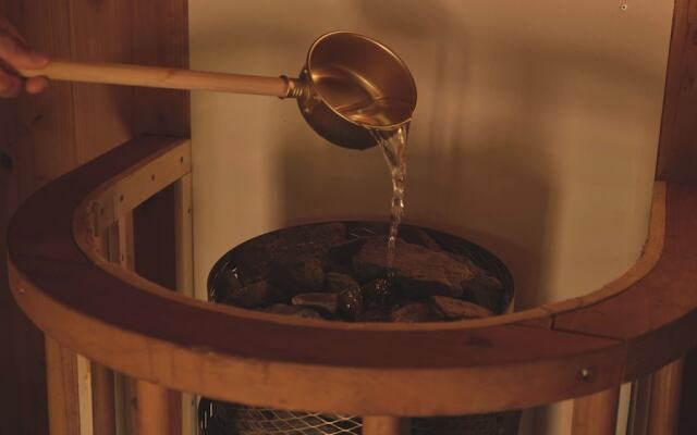 Yoichi Vineyard Glamping