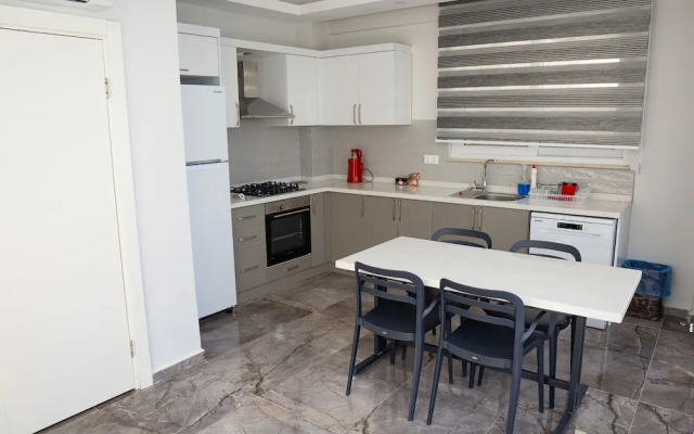 Private Pool Garden Villa- All Rooms w AC