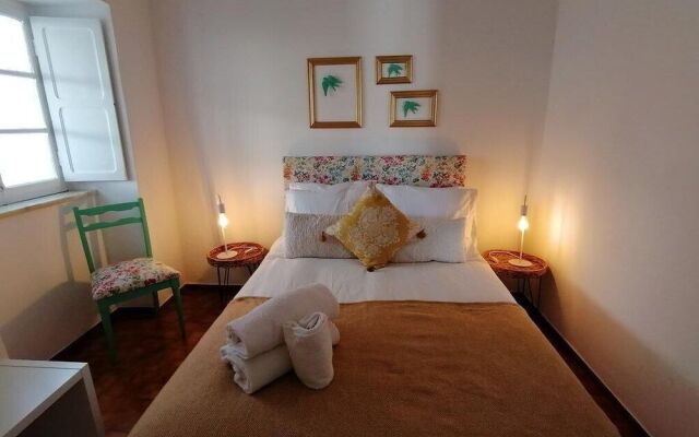 Carlos's Beach Hostel