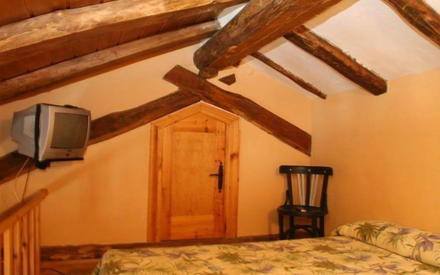 Casa Rural Susaron
