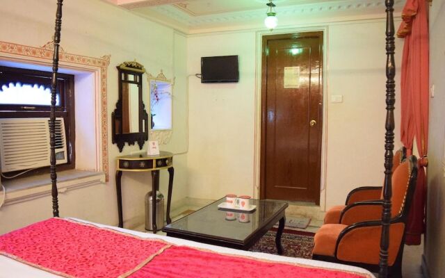 Shree Jagdish Mahal Heritage Hotel