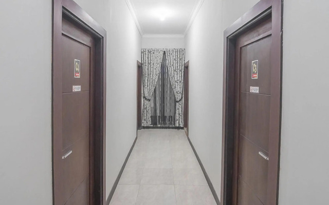 RedDoorz Syariah near Taman Rozeline Penajam