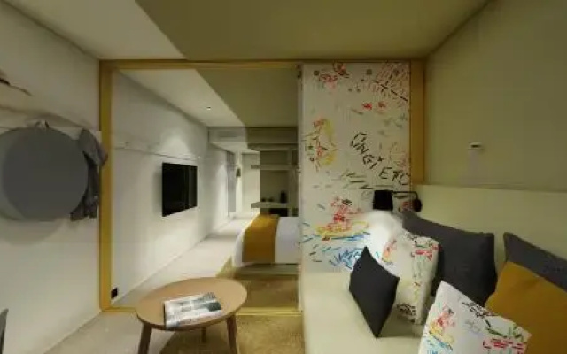 Bizipoz Hotel