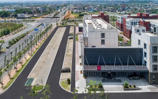 Echarm Hotel (Xilin)