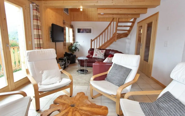 Luxury Chalet with Hot Tub in La Tzoumaz