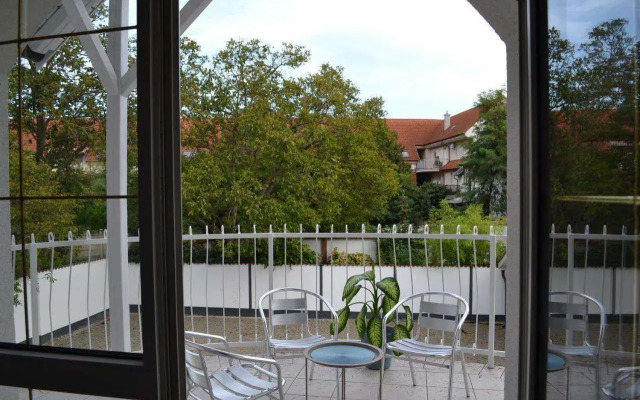 FŐNIX Design Rooms