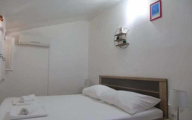 Peric Rooms