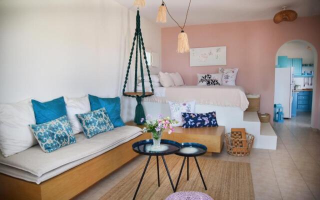 Elefthia Syros Luxury Home