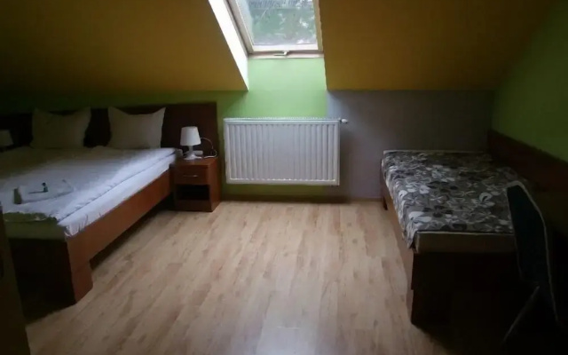 Pokoje Gościnne Warneńczyka 85A