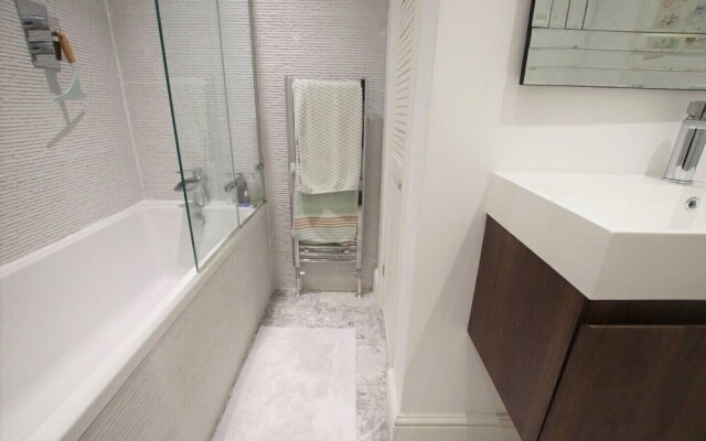 Elegant One Bedroom Home in the Heart of Clifton