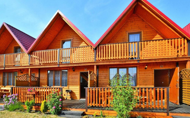 Comfortable Holiday Homes With Terraces, Pool