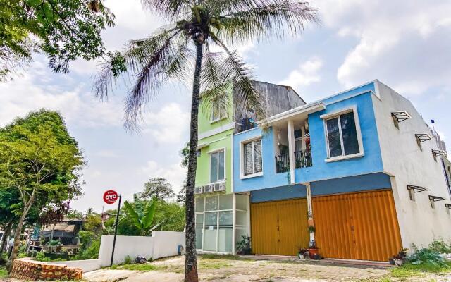 OYO 3495 Menjangan Residence at De Priok