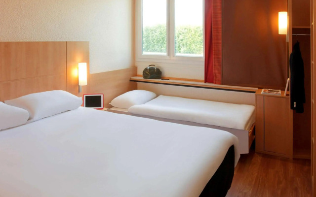 ibis Roanne