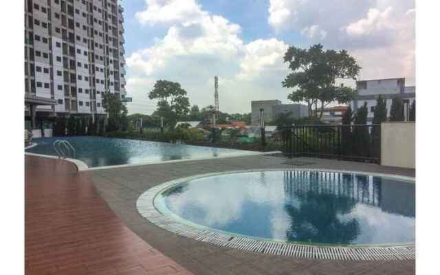 1BR with Extra Balcony The Oasis Cikarang Apartment