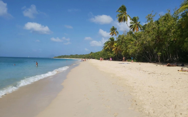 Appartement face à la marina du marin martinique