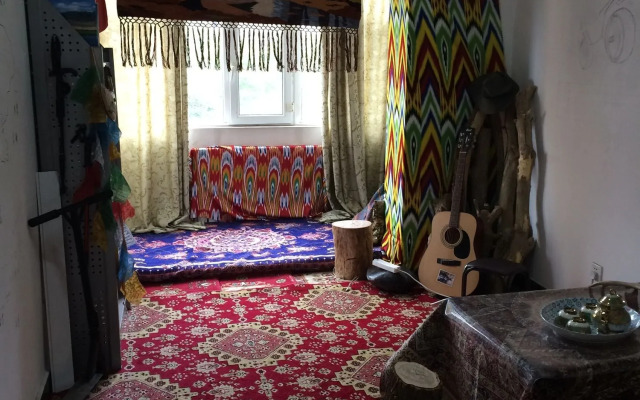 Ziyou Lvshe International Youth Hostel