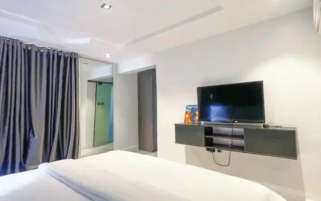 Peaceful Abuja Retreat - 1 Bedroom Private Apartment