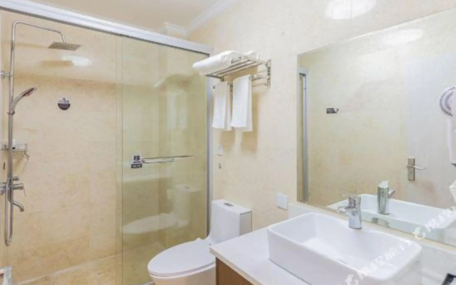 Shengchen Hotel Yunyue Light Luxury (Shanghai Pudong Airport)