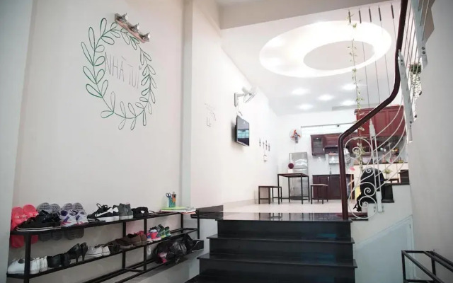 Dreambox Oxeraak Tan Binh - Hostel