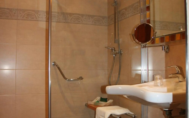 Palacio de La Magdalena Hotel