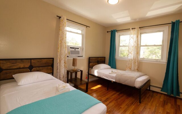 Cheerful & Beautiful 3-Bedroom Ranch