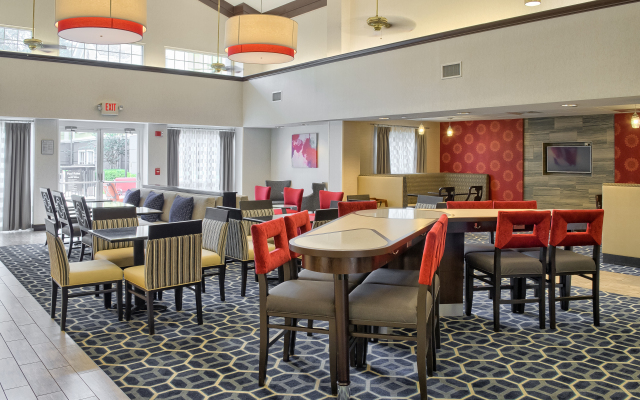 Hampton Inn & Suites San Bernardino