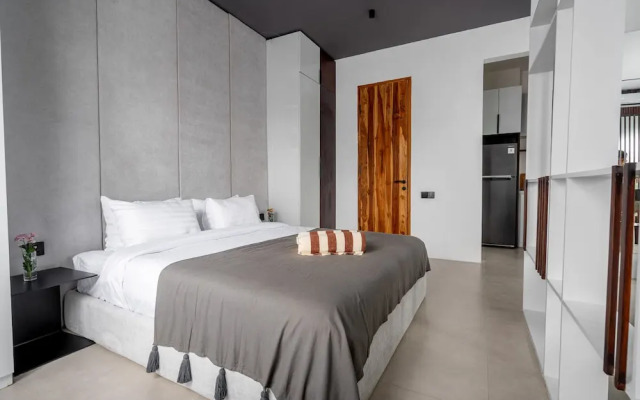 Sebelas Apartments by EVDEkimi